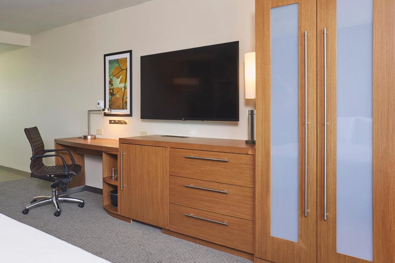 ไฮแอท เพลซ โตรอนโต / มิสซิสซอกา เซนเตอร์ Hotel ภายนอก รูปภาพ