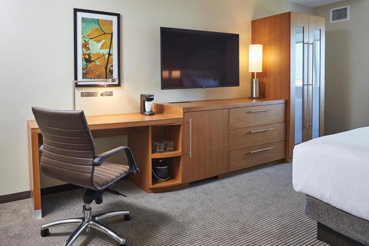 ไฮแอท เพลซ โตรอนโต / มิสซิสซอกา เซนเตอร์ Hotel ภายนอก รูปภาพ